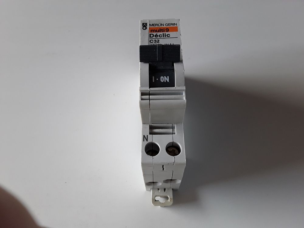 mat&eacute;riel &eacute;lectrique Bricolage