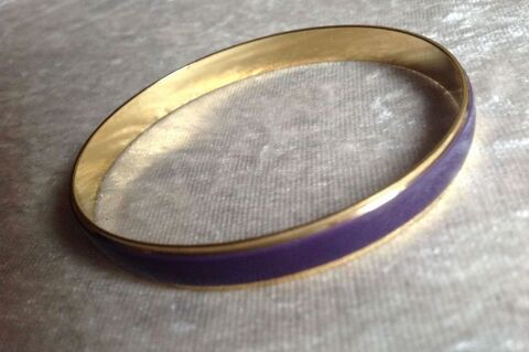 BRACELET JONC VIOLET MÉTAL DORÉ Envoi Possible
5 Trégunc (29)
