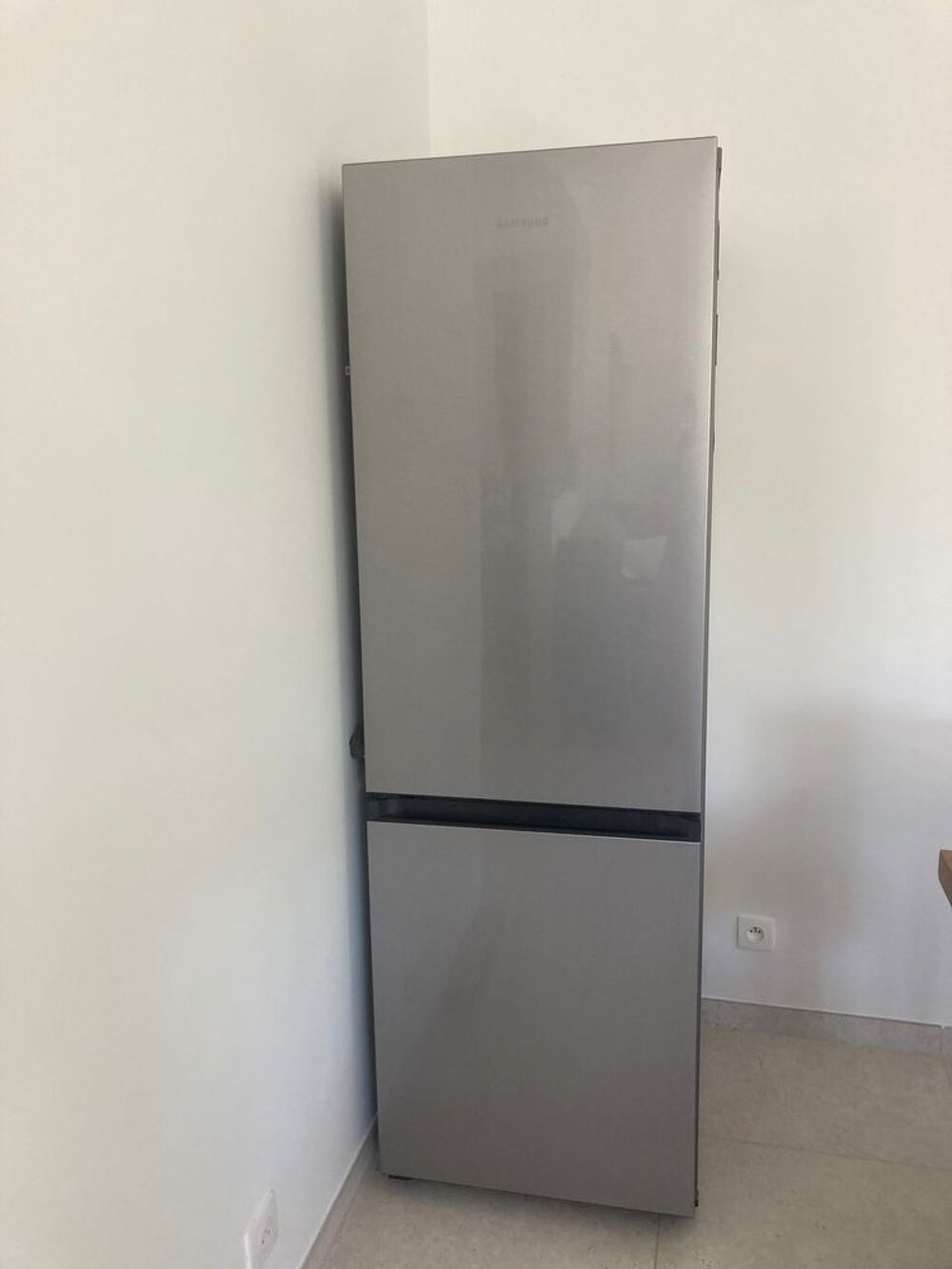 R&eacute;frig&eacute;rateur cong&eacute;lateur Samsung inox Electroménager