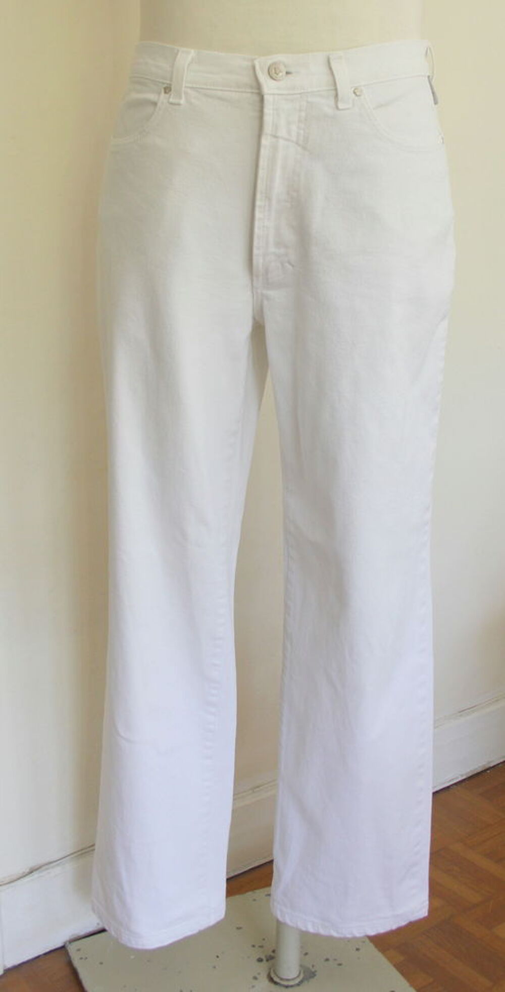 Pantalon jean blanc VERSACE T.33 IT Vêtements