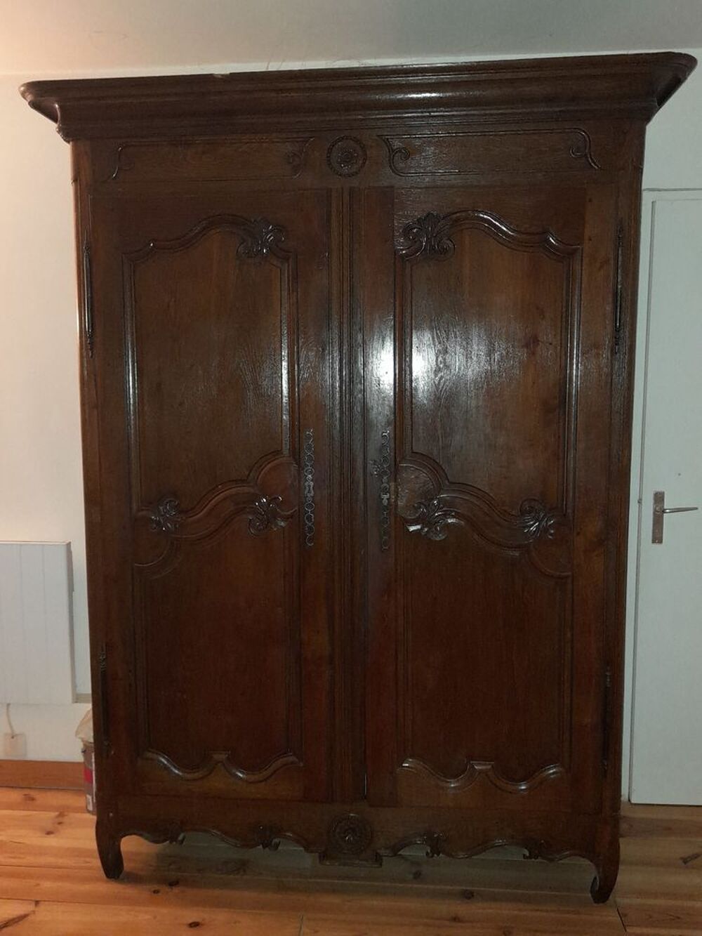 Armoire normande fin XVIIIe en ch&ecirc;ne massif Meubles