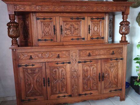 Meuble deux corps 
Avec table et 6 chaises 500 Lavaur (81)