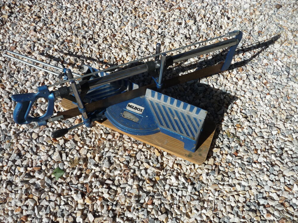 scie &agrave; onglet Bricolage