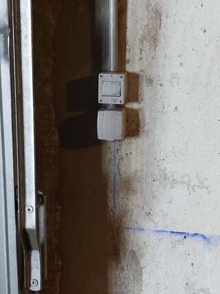  Parking / Garage à louer 13 m²