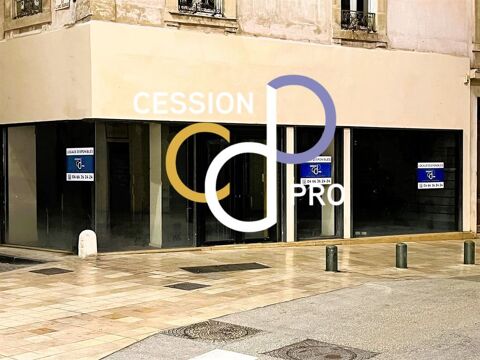A LOUER LOCAUX COMMERCIAUX EXCEPTIONNEL EN ANGLE AU CENTRE VILLE NIMES 4872 30000 Nimes