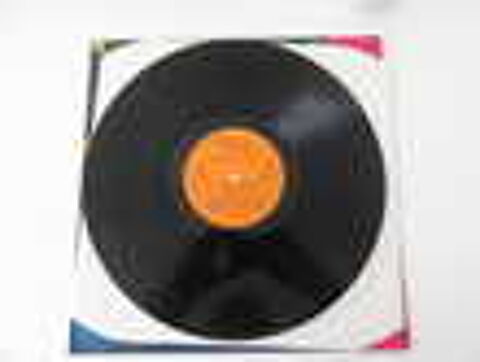 Vintage vinyle SUPER HIT VOL.2 33T en TBE
CD et vinyles