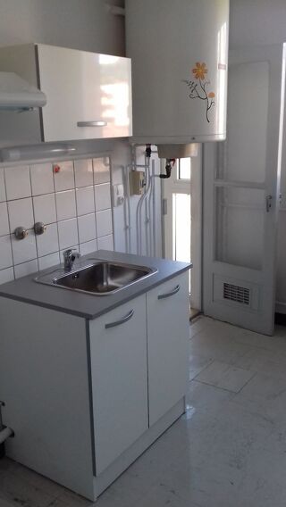  Appartement à louer 3 pièces 59 m²
