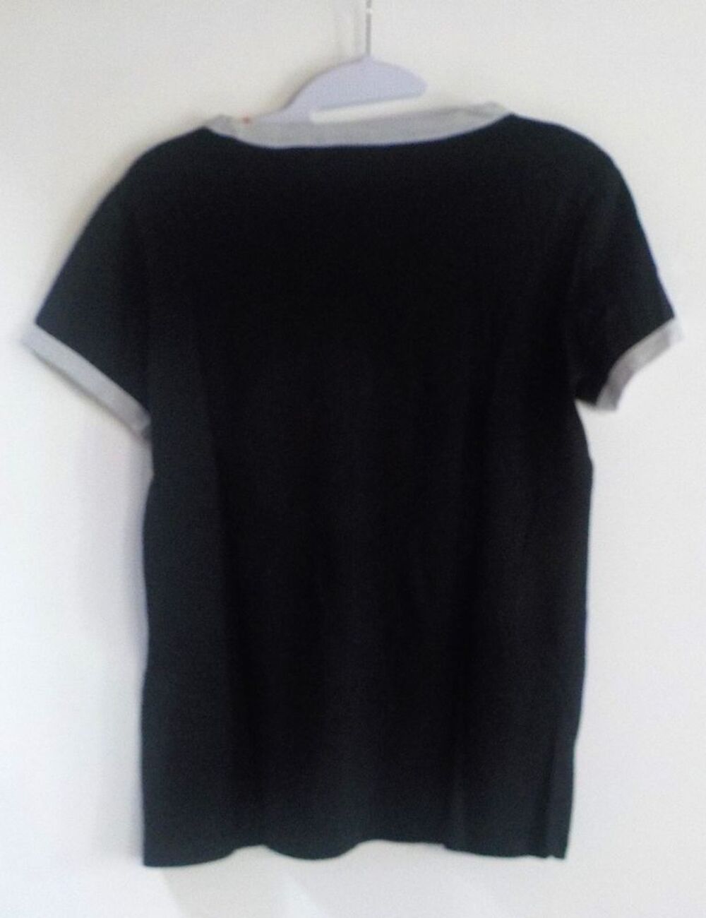TEE-SHIRT NOIR LEVI'S TAILLE S Vêtements