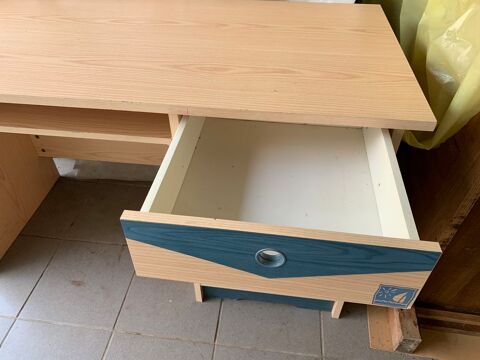 Bureau 10 Les Mesneux (51)