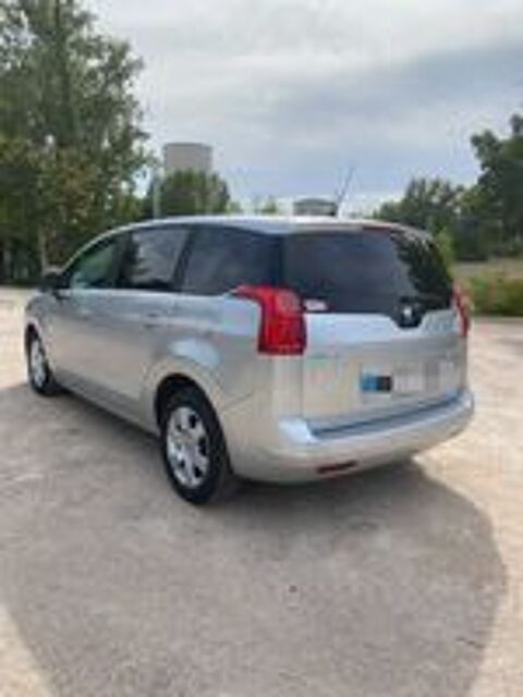 5008 1.6 e-HDi 112ch FAP BMP6 BLUE LION Active 5pl 2012 occasion 82400 Valence