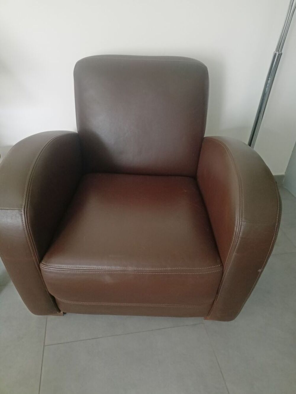 FAUTEUILS CLUB Meubles