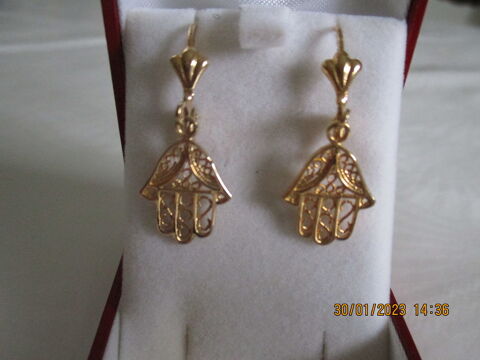 Boucle d'oreille 5 Malzéville (54)