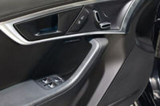 F-Type Coup&eacute; V6 3L Essence Suraliment&eacute; 340 ch BVA8 R-Dynamic 2017 occasion 35440 Ding&eacute;