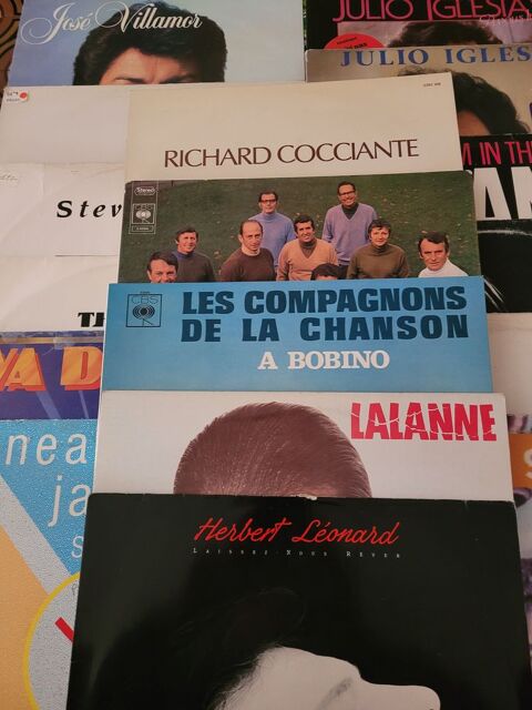 50 VINYLES 33T DIVERS VARIETE OCCASIONS 60 Avignon (84)