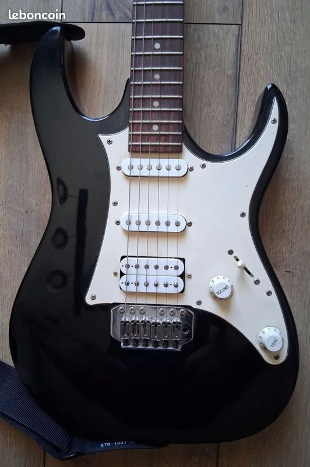 Guitare Ibanez Gio GRX40JU-BKN + Housse Instruments de musique