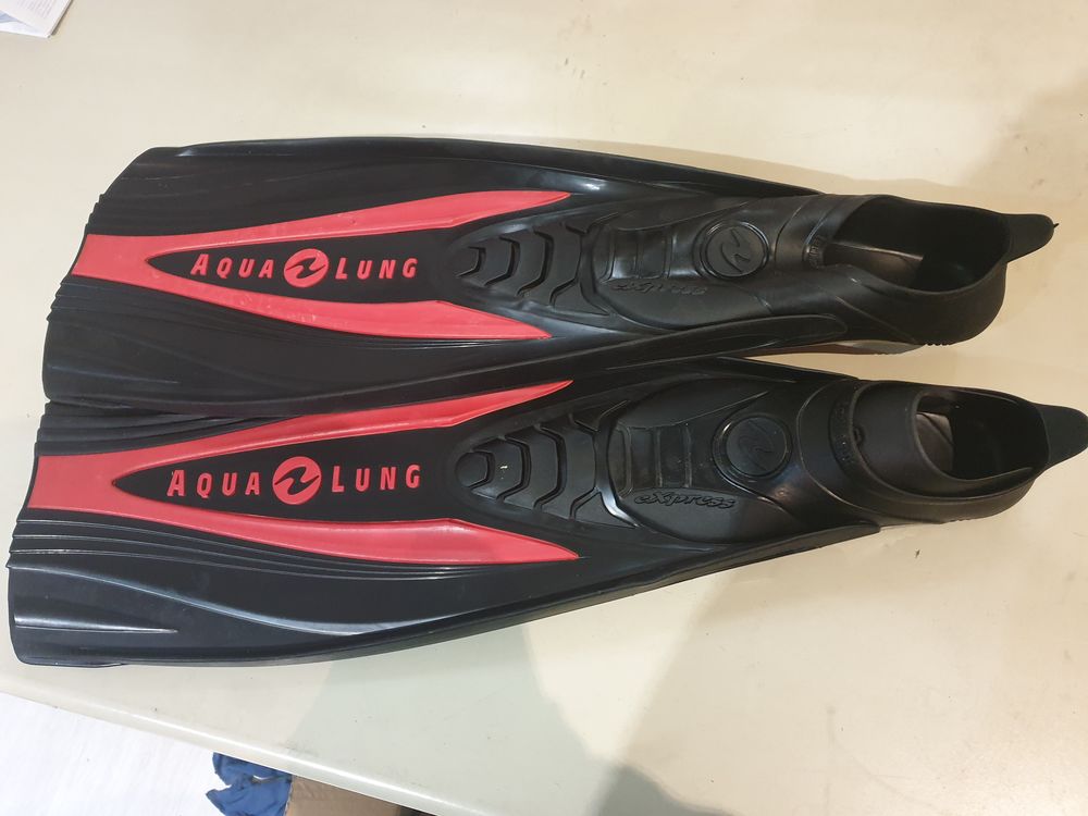 AQUA LUNG EXPRESS palmes chaussantes 36-37 Sports