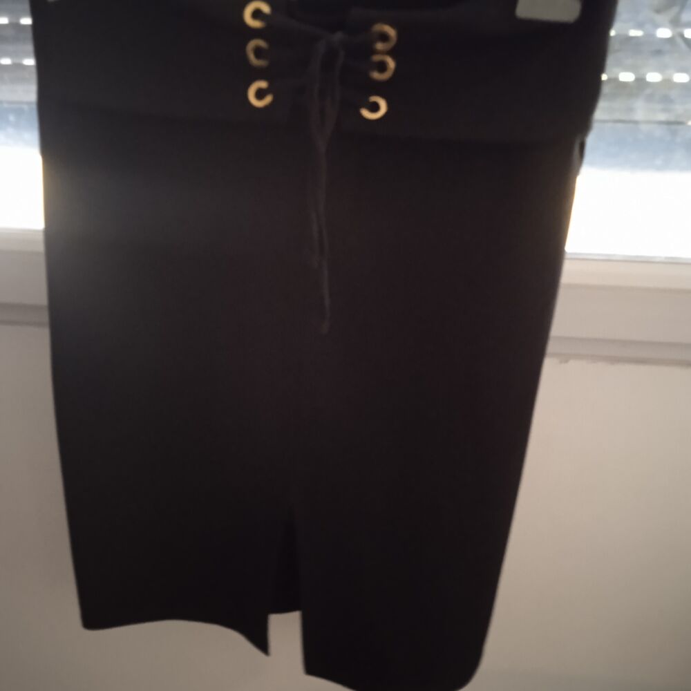 Jupe noire marque Mosquitos Taille 40 lacets &agrave; la taille 80% Vêtements