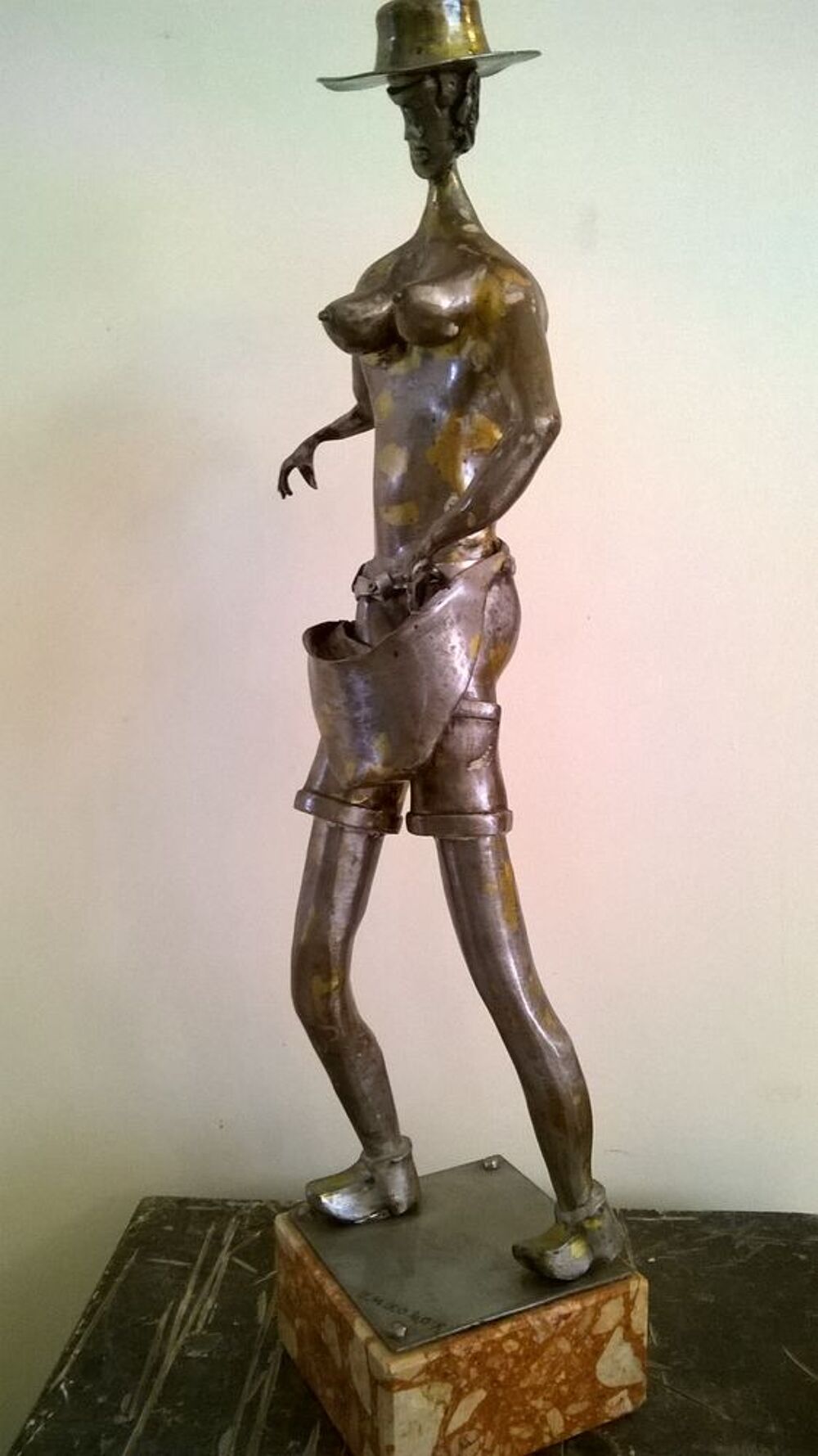  sculptures en acier et laiton Décoration