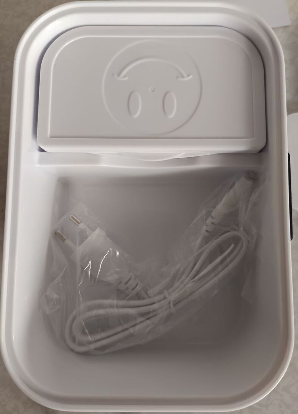 Lunch box Noir SIMEO Electrique LBE195 Neuf et Complet 35W Electroménager