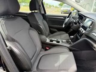 Megane IV Berline Blue dCi 115 EDC Evolution 2023 occasion 42210 Montrond-les-Bains