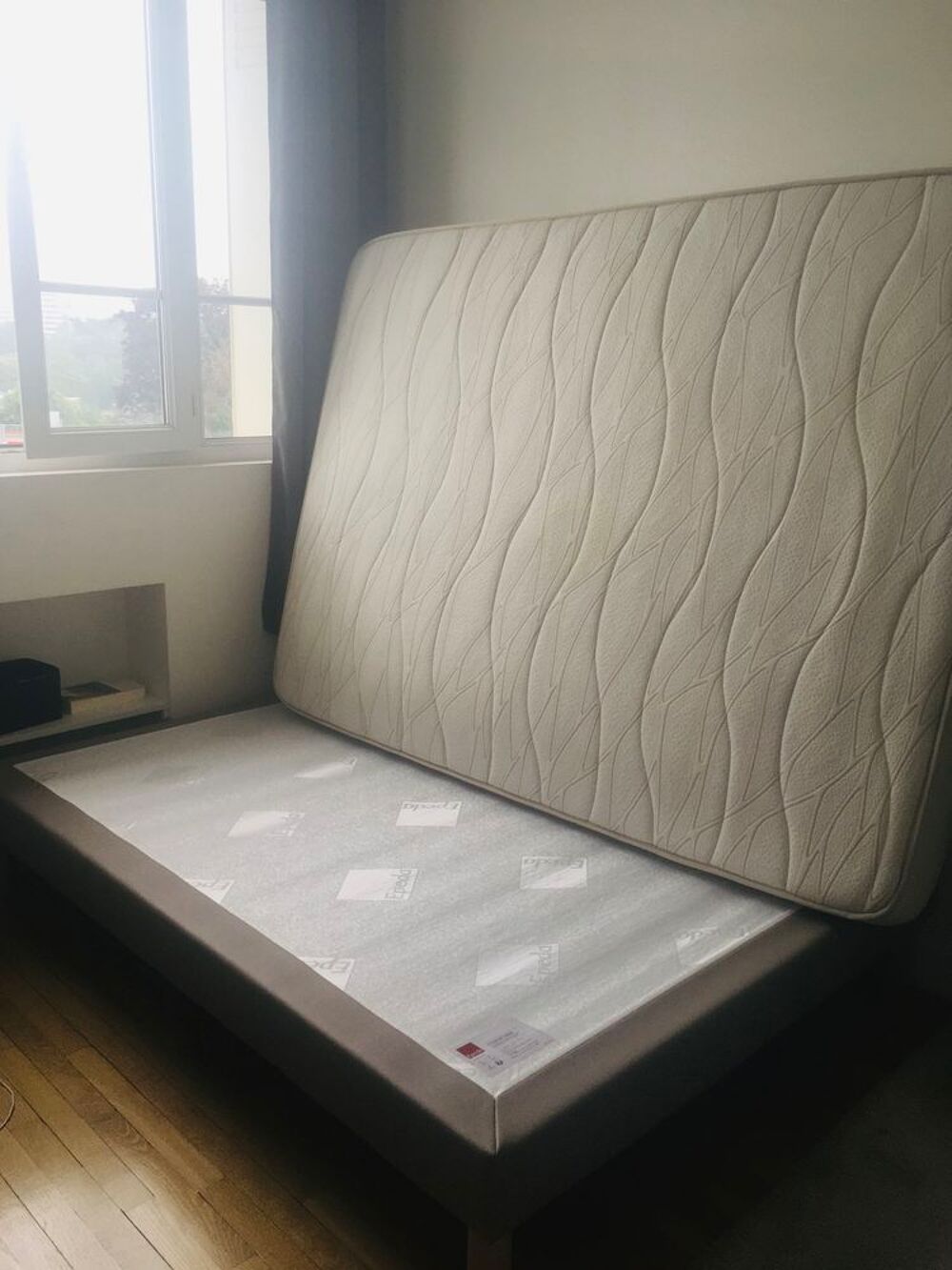 Lit (matelas et sommier) Meubles