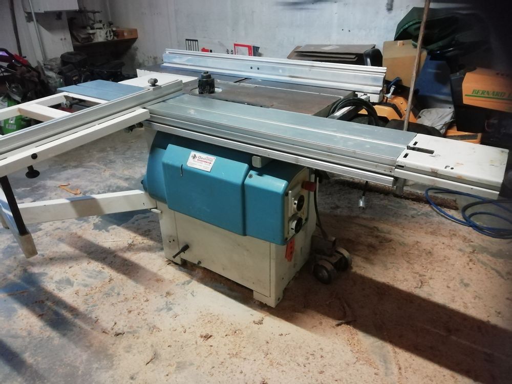 Combin&eacute; &agrave; bois Bricolage
