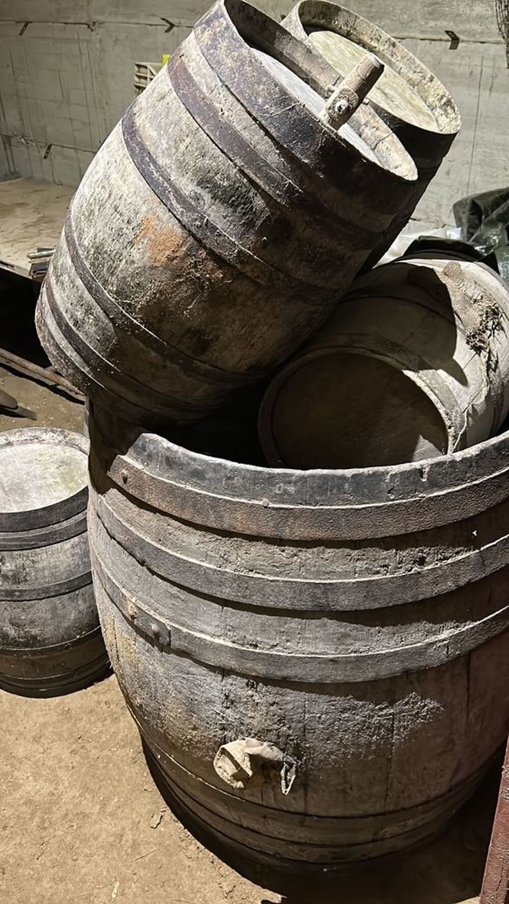 tonneaux de vin plusieurs tailles Décoration