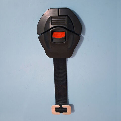 Boucle ceinture harnais siège-auto 3 Nîmes (30)