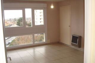 Location Appartement APPT de TYPE 2 PROXIMITE CENTRE VILLE Cholet