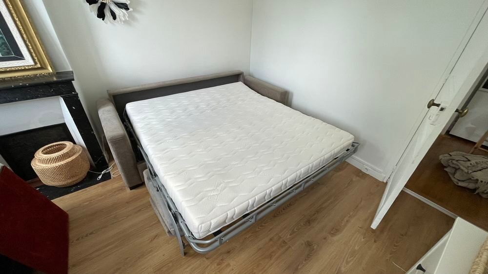 Canap&eacute; lit convertible tr&egrave;s bon &eacute;tat &agrave; tr&egrave;s bon prix D�coration