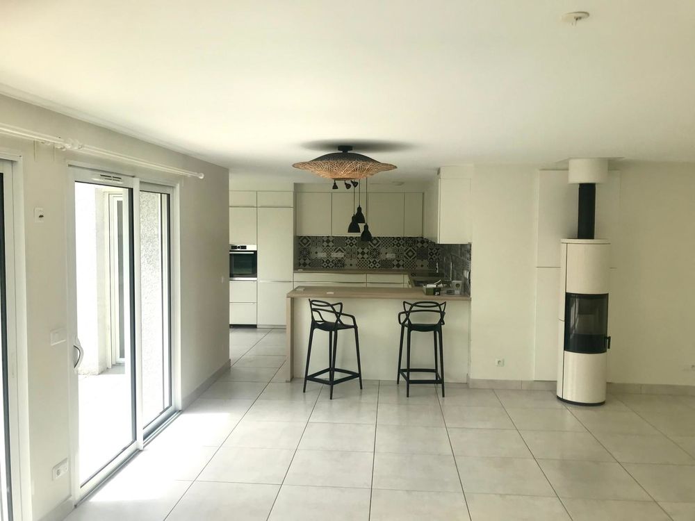 Location Villa CESSY: Villa individuelle T5 récente - DPE B Cessy