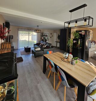  Maison  vendre 4 pices 98 m