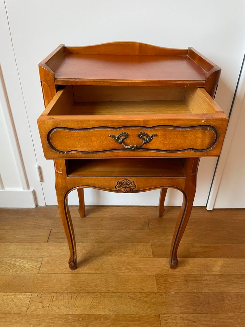 Paire de chevets style Louis XV Meubles