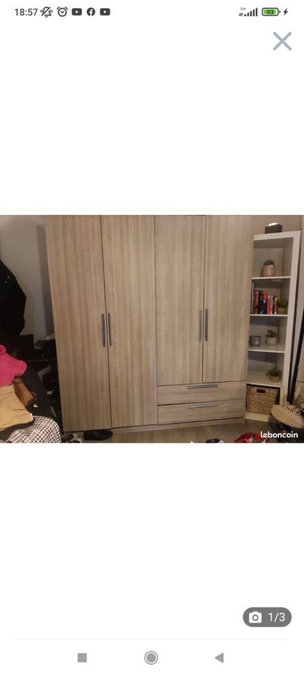 Armoire 4 portes . Meubles