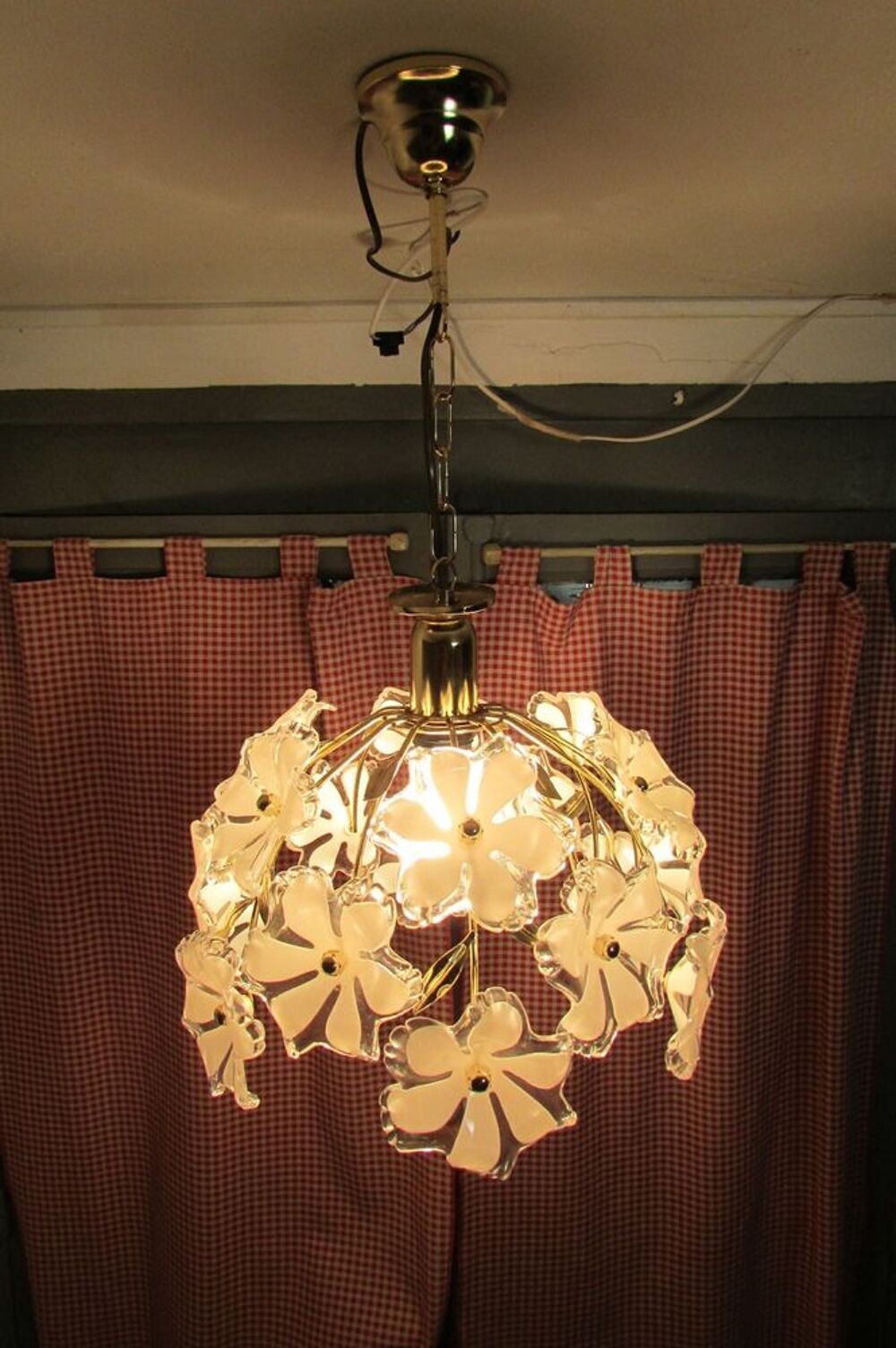Suspension, lustre vintage , 18 fleurs Décoration