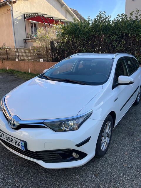 Toyota Auris Touring Sports Hybride 136h Dynamic 2016 occasion Toulouse 31200