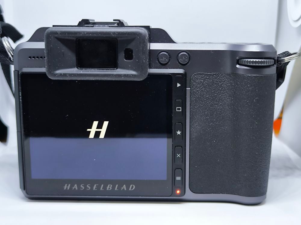 Hasselblad X1D II bo&icirc;tier nu Photos/Video/TV