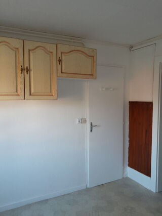 Appartement à louer 3 pièces 40 m²