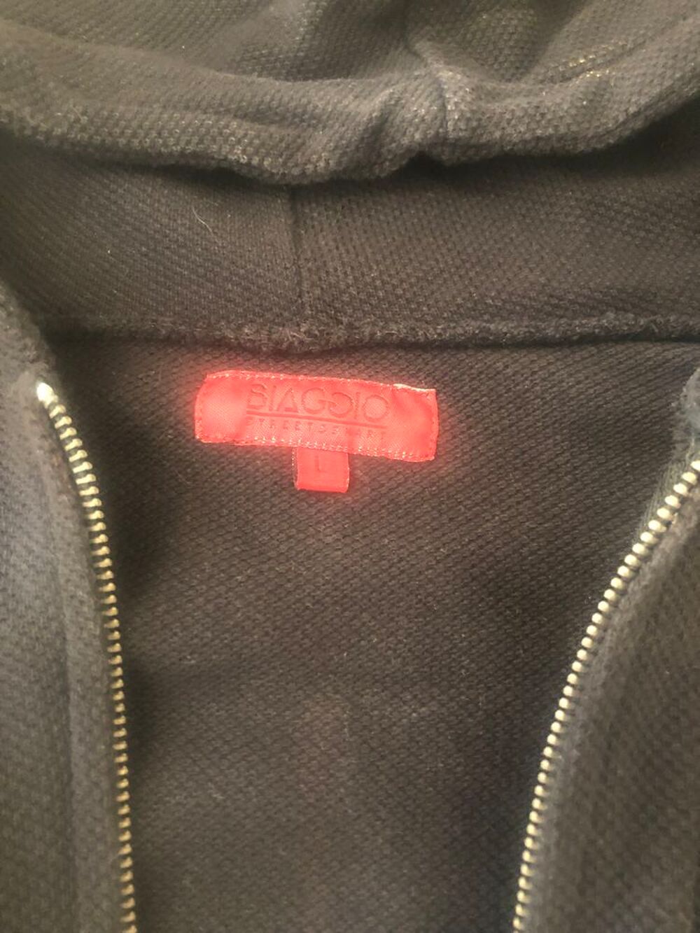 Sweat &agrave; capuche Vêtements
