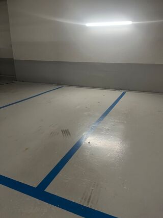  Parking / Garage  vendre 10 m