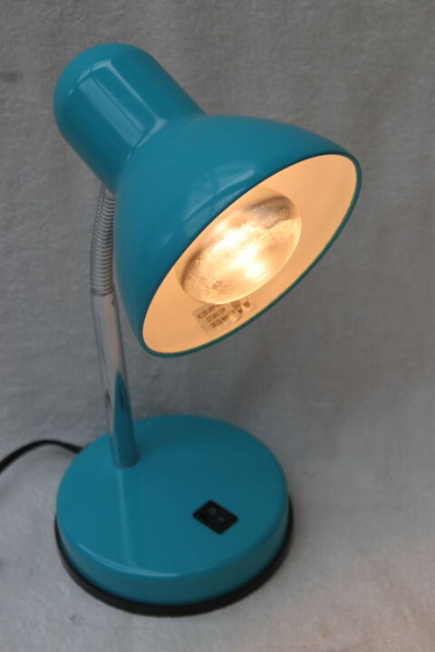 Lampe de bureau 8 Montigny-Lencoup (77)
