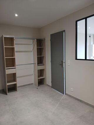  Appartement à louer 2 pièces 31 m²