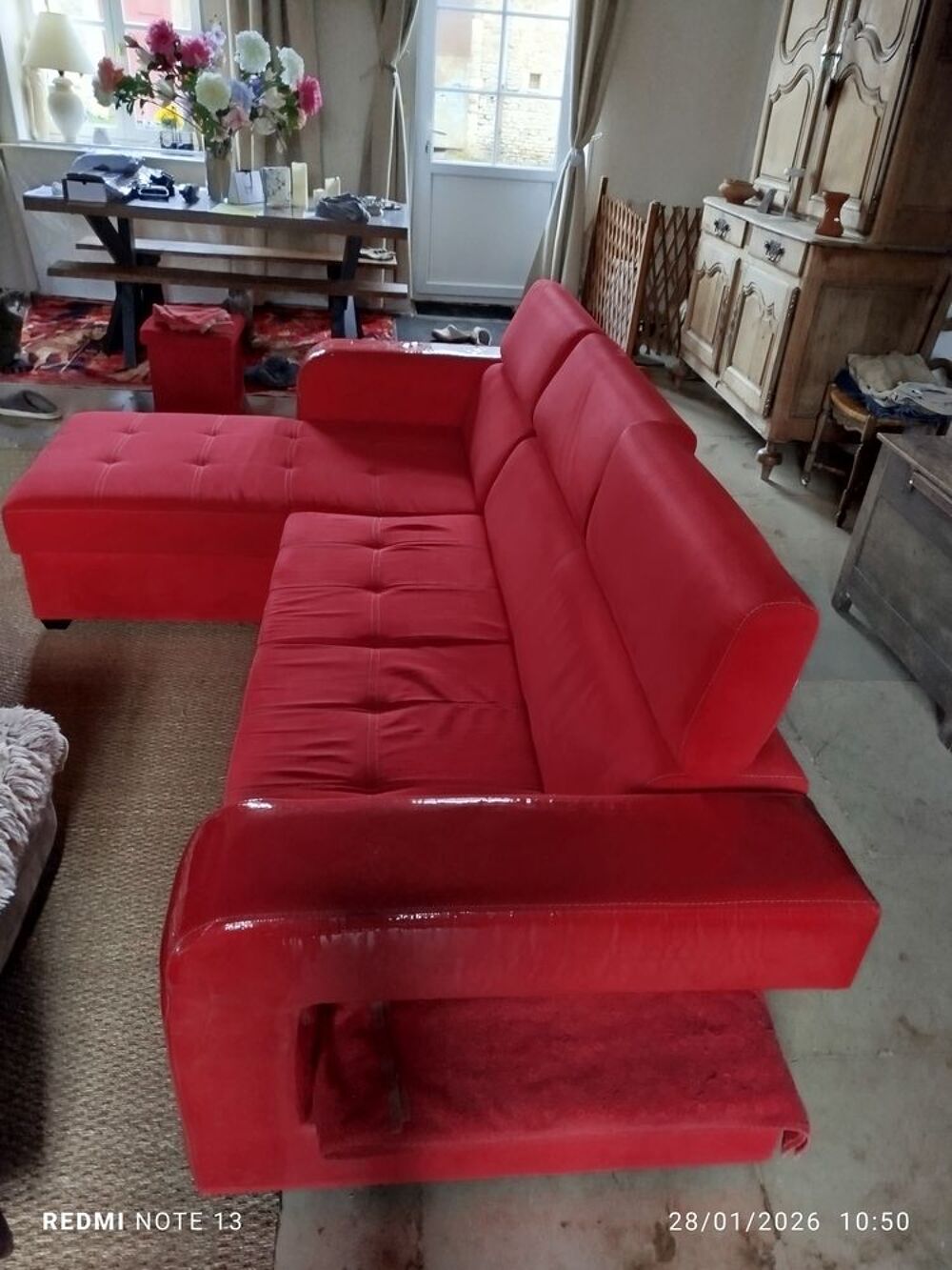 Canap&eacute; d'angle en tissu rouge Meubles