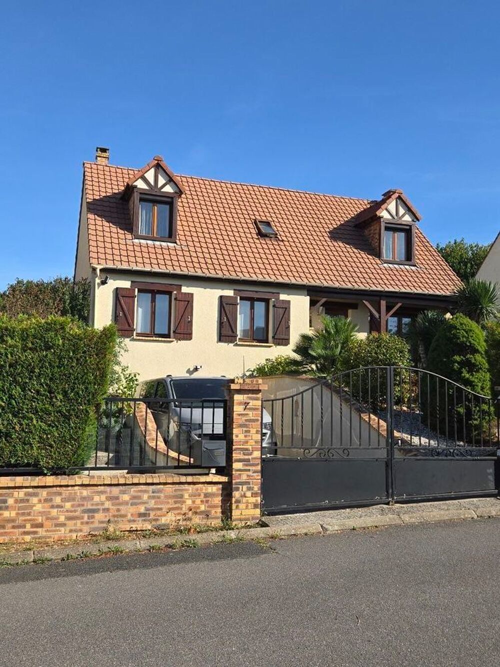 Maison 5 pièces 142 m² · à Soignolles-en-Brie · 142 m² · 394 000 €