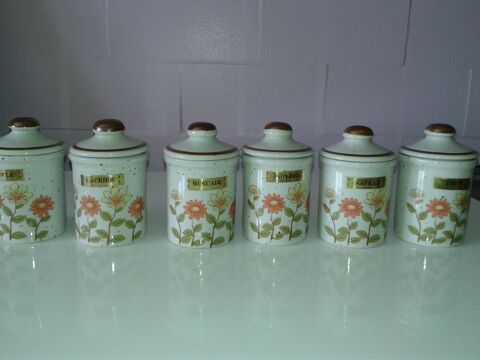 pots à épices en grès motifs floral vintage Dijon (21)