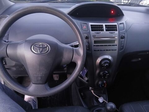 Toyota yaris 1.0 68CV CT OK