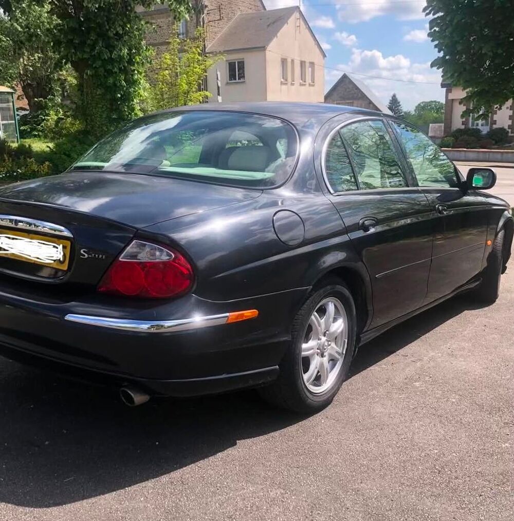 S-Type 3.0i V6 A 1999 occasion 53500 Saint-Denis-de-Gastines
