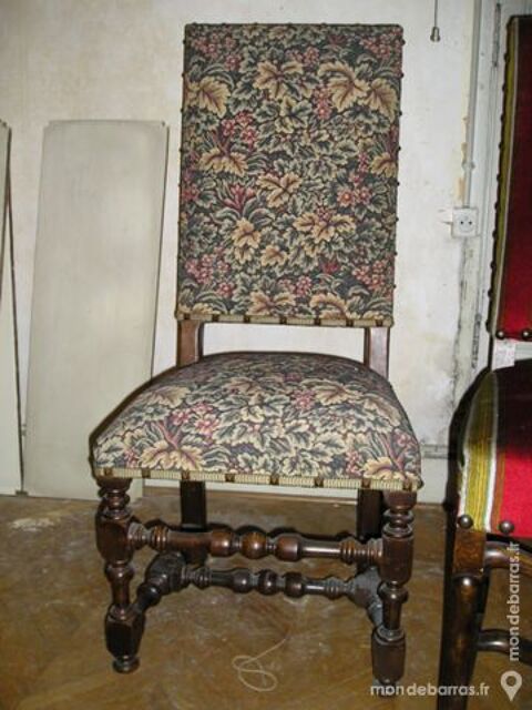 Chaise de style Louis XIII 50 Montpellier (34)