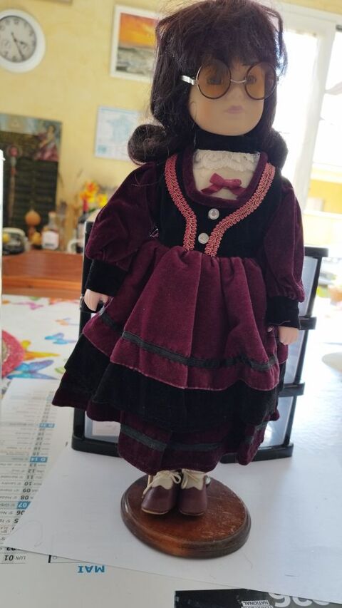 Poup�e de porcelaine 0 Artix (64)