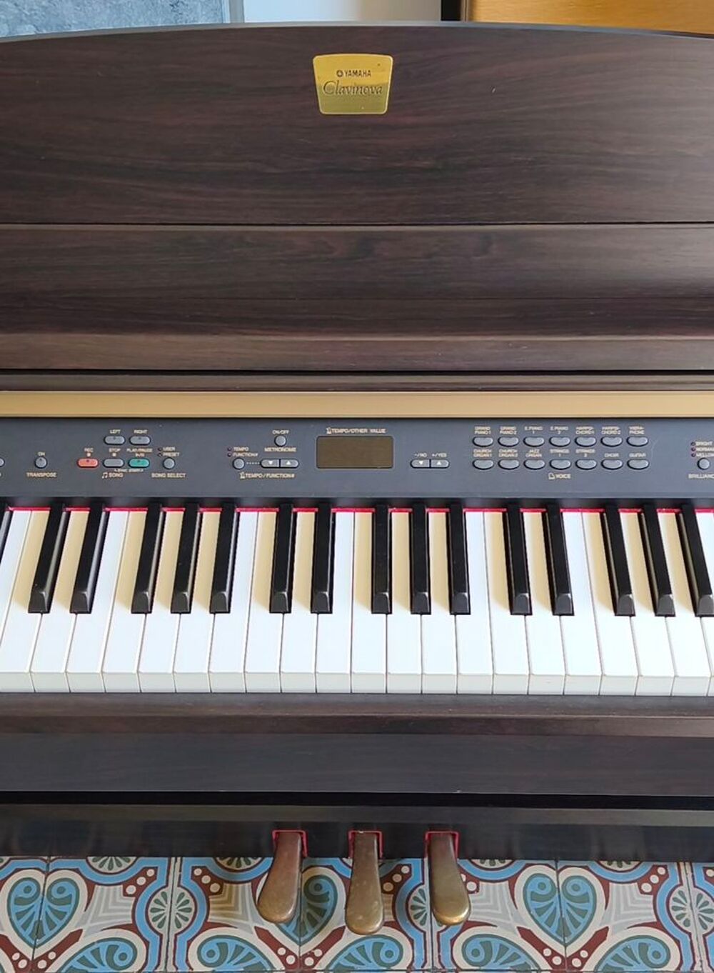 Yamaha Clavinova CLP-230 ? Piano num&eacute;rique 88 touches Instruments de musique